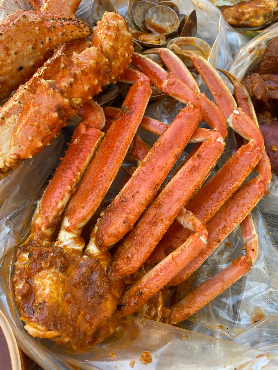 Cajun Boiled Jumbo Snow Crab Addon  (1 Cluster - 12oz & Up)